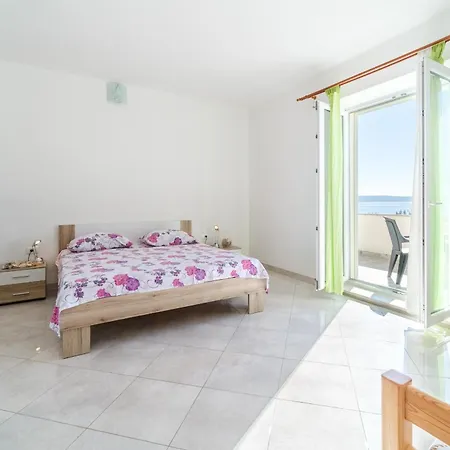 Apartamento Cheers Beach Podstrana
